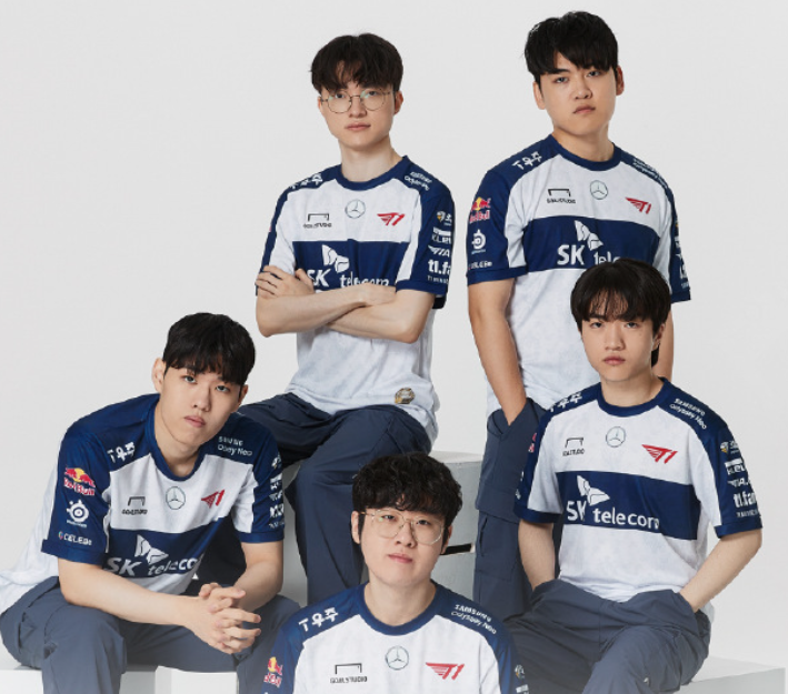 MAD翻盘V5,Zeus拿下关键大龙顶尖较量淘汰赛,成为赛场最大亮点 MAD翻盘V5,Zeus拿下关键大龙顶尖较量淘汰赛,成为赛场最大亮点