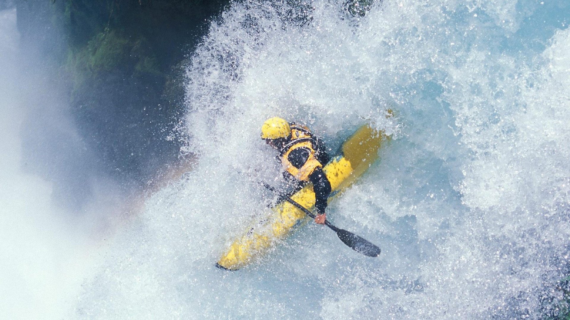 浓眉暴砍40+20统治禁区，湖人轻取深圳锁定四强席位！