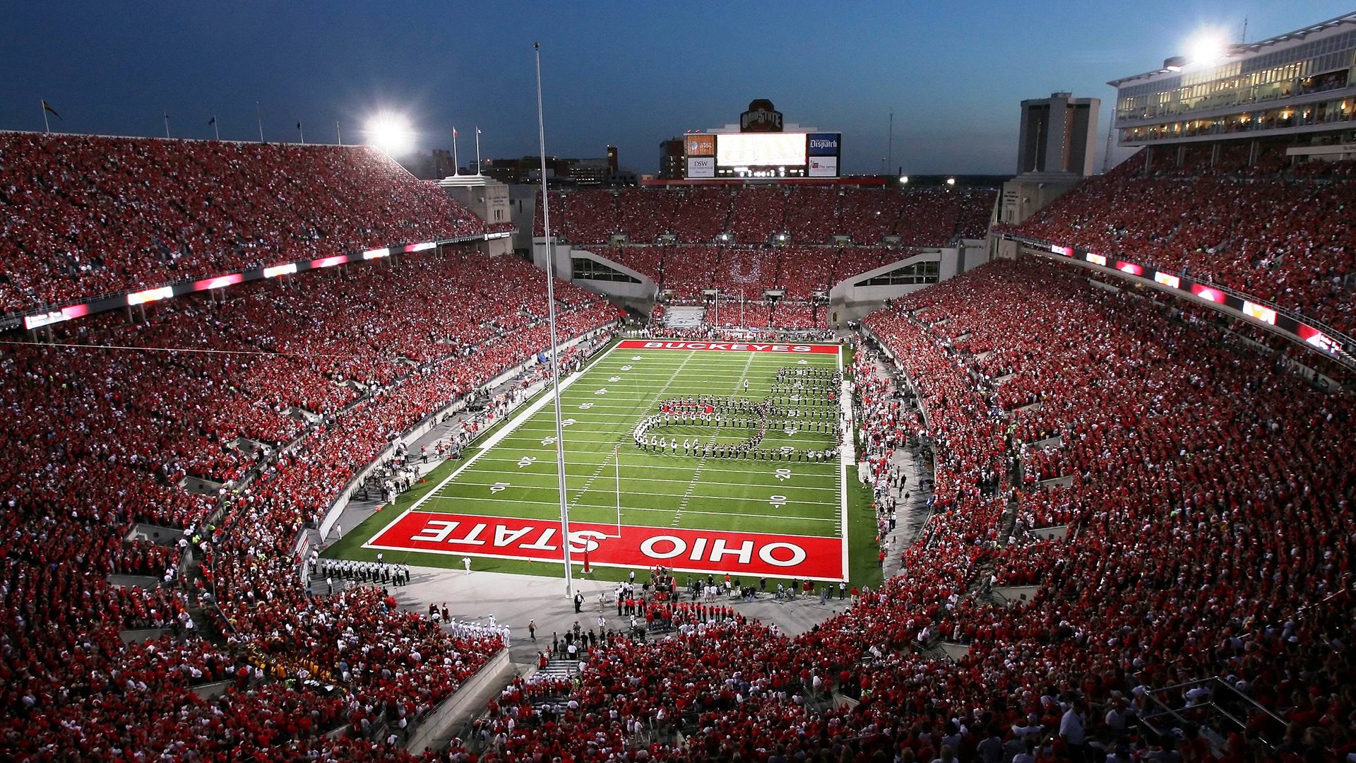 一人击溃一队!杰伦格林致命三分浇灭76人反扑火焰